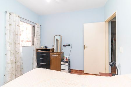 Casa à venda com 90m², 2 quartos e 2 vagasQuarto 1 - Suíte