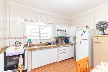 Casa à venda com 90m², 2 quartos e 2 vagasCozinha
