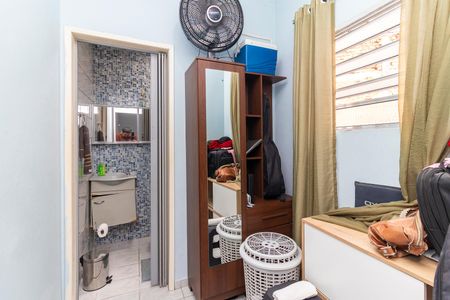 Casa à venda com 90m², 2 quartos e 2 vagasCloset da suíte