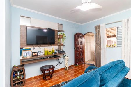 Casa à venda com 90m², 2 quartos e 2 vagasSala