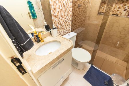 Casa à venda com 90m², 2 quartos e 2 vagasBanheiro Social