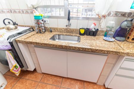 Casa à venda com 90m², 2 quartos e 2 vagasCozinha