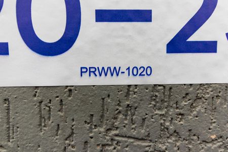 Casa à venda com 90m², 2 quartos e 2 vagasPlaquinha - Cód. PRWW-1020