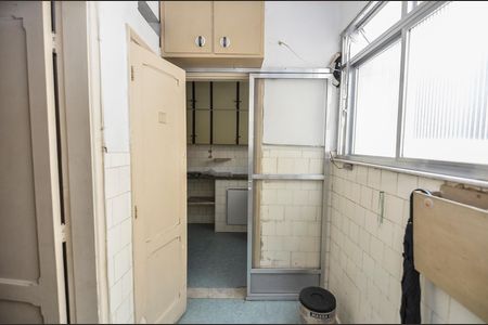 Apartamento à venda com 105m², 2 quartos e sem vaga Apartamento à venda com 105m², 2 quartos e sem vagaÁrea de Serviço