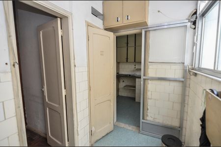 Apartamento à venda com 105m², 2 quartos e sem vaga Apartamento à venda com 105m², 2 quartos e sem vagaÁrea de Serviço