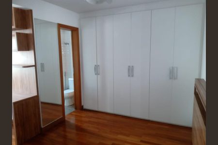 Apartamento para alugar com 70m², 2 quartos e 1 vaga