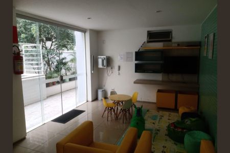 Apartamento para alugar com 2 quartos, 70m² em Funcionários, Belo Horizonte
