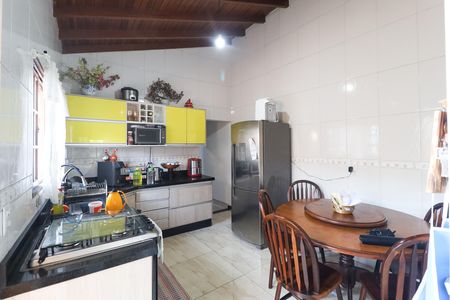 Casa para alugar com 170m², 2 quartos e 1 vaga