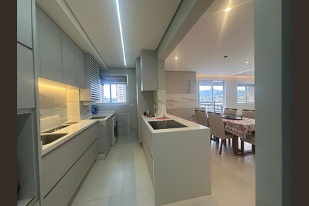 Apartamento à venda com 109m², 3 quartos e 2 vagas Apartamento à venda com 109m², 3 quartos e 2 vagasCozinha