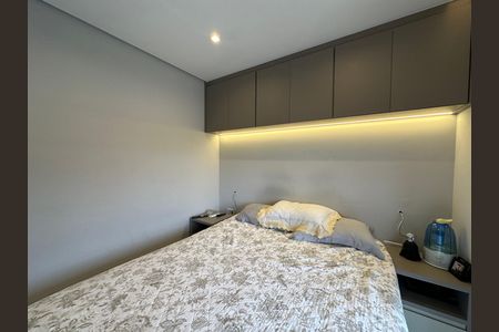 Apartamento à venda com 109m², 3 quartos e 2 vagas Apartamento à venda com 109m², 3 quartos e 2 vagasSuíte