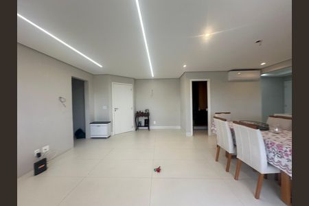 Apartamento à venda com 109m², 3 quartos e 2 vagas Apartamento à venda com 109m², 3 quartos e 2 vagasSala