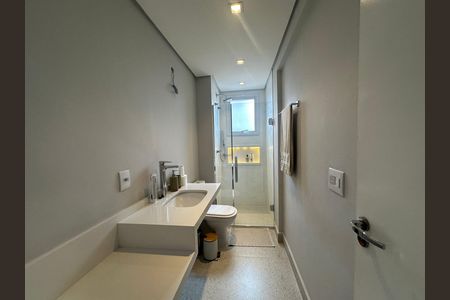 Apartamento à venda com 109m², 3 quartos e 2 vagas Apartamento à venda com 109m², 3 quartos e 2 vagasBanheiro Social