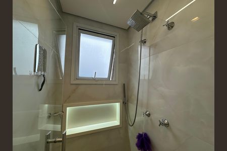Apartamento à venda com 109m², 3 quartos e 2 vagas Apartamento à venda com 109m², 3 quartos e 2 vagasBanheiro da Suíte