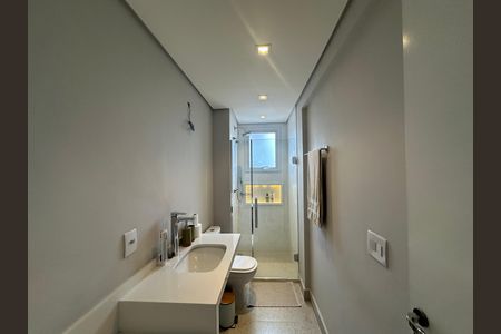 Apartamento à venda com 109m², 3 quartos e 2 vagas Apartamento à venda com 109m², 3 quartos e 2 vagasBanheiro Social