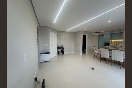 Apartamento à venda com 109m², 3 quartos e 2 vagas Apartamento à venda com 109m², 3 quartos e 2 vagasSala