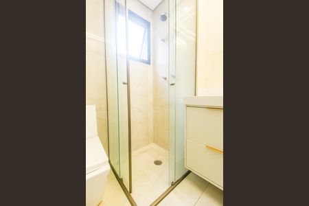 Apartamento à venda com 64m², 2 quartos e 2 vagas Apartamento à venda com 64m², 2 quartos e 2 vagasBanheiro da Suíte