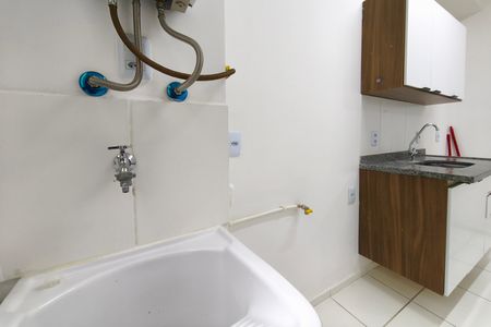 Apartamento para alugar com 45m², 2 quartos e 1 vaga Apartamento para alugar com 45m², 2 quartos e 1 vagaÁrea de Serviço