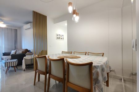 Apartamento à venda com 91m², 3 quartos e 1 vaga Apartamento à venda com 91m², 3 quartos e 1 vagaSala