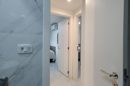 Apartamento à venda com 91m², 3 quartos e 1 vaga Apartamento à venda com 91m², 3 quartos e 1 vagaBanheiro Social