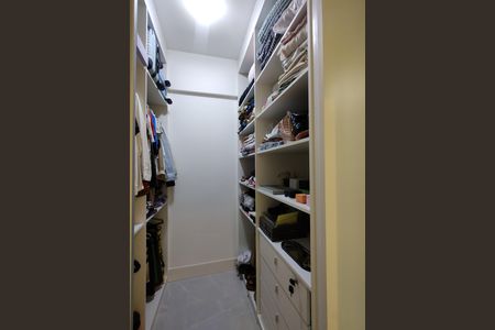 Apartamento à venda com 91m², 3 quartos e 1 vagaCloset da suíte