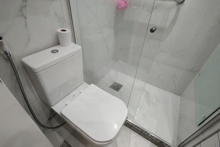 Apartamento à venda com 91m², 3 quartos e 1 vaga Apartamento à venda com 91m², 3 quartos e 1 vagaBanheiro da Suíte