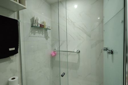 Apartamento à venda com 91m², 3 quartos e 1 vaga Apartamento à venda com 91m², 3 quartos e 1 vagaBanheiro da Suíte