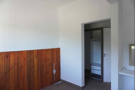 Casa de condomínio para alugar com 296m², 2 quartos e 4 vagasSuíte 1