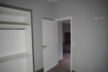 Casa de condomínio para alugar com 296m², 2 quartos e 4 vagasQuarto 2