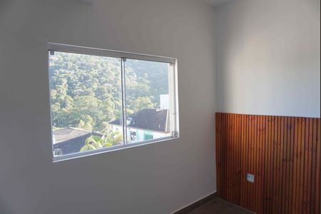 Casa de condomínio para alugar com 296m², 2 quartos e 4 vagasSuíte 1