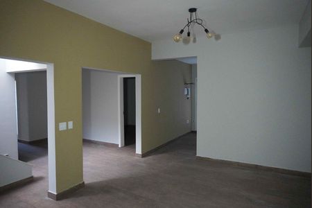 Casa de condomínio para alugar com 296m², 2 quartos e 4 vagasPiso Inferior