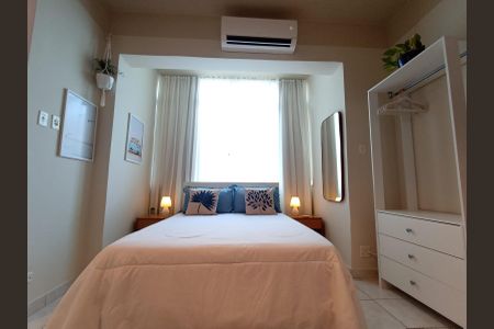 Sala / Quarto de apartamento para alugar com 1 quarto, 45m² em Aparecida, Santos