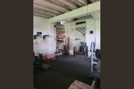 Casa à venda com 360m², 4 quartos e 5 vagas Casa à venda com 360m², 4 quartos e 5 vagasÁrea externa