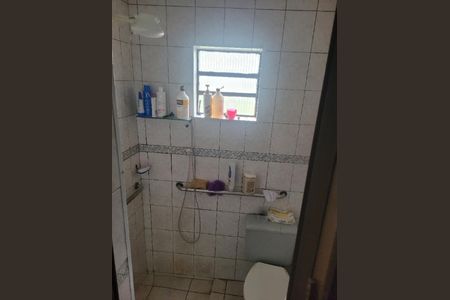 Casa à venda com 360m², 4 quartos e 5 vagas Casa à venda com 360m², 4 quartos e 5 vagasBanheiro