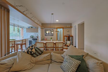 Apartamento à venda com 141m², 4 quartos e 3 vagas