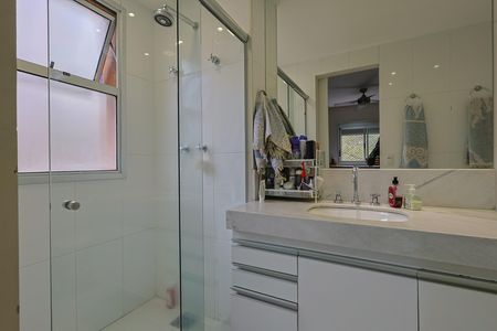 Apartamento à venda com 141m², 4 quartos e 3 vagas