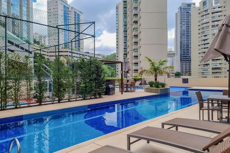 Apartamento à venda com 141m², 4 quartos e 3 vagas
