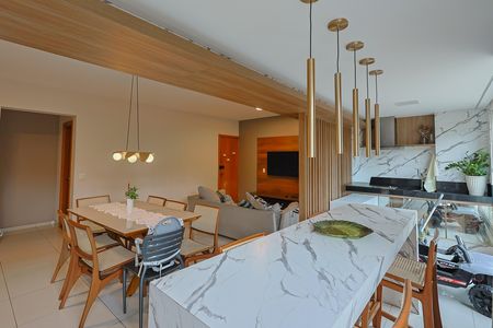 Apartamento à venda com 141m², 4 quartos e 3 vagas