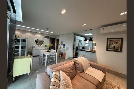 Apartamento para alugar com 108m², 3 quartos e 2 vagas Apartamento para alugar com 108m², 3 quartos e 2 vagasSala
