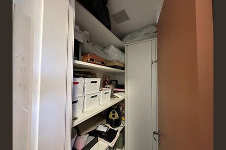Apartamento para alugar com 108m², 3 quartos e 2 vagas Apartamento para alugar com 108m², 3 quartos e 2 vagasÁrea de Serviço