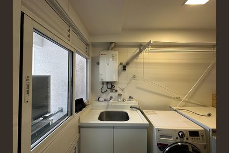 Apartamento para alugar com 108m², 3 quartos e 2 vagas Apartamento para alugar com 108m², 3 quartos e 2 vagasÁrea de Serviço