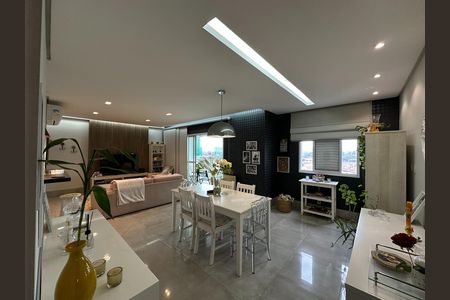 Apartamento para alugar com 108m², 3 quartos e 2 vagas Apartamento para alugar com 108m², 3 quartos e 2 vagasSala