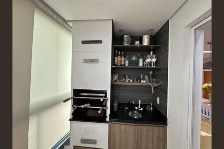 Apartamento para alugar com 108m², 3 quartos e 2 vagas Apartamento para alugar com 108m², 3 quartos e 2 vagasVaranda