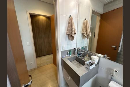 Apartamento para alugar com 108m², 3 quartos e 2 vagas Apartamento para alugar com 108m², 3 quartos e 2 vagasBanheiro da Suíte 2