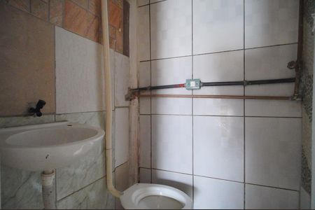 Banheiro de apartamento para alugar com 2 quartos, 40m² em Ipiranga, Sapucaia do Sul