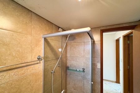 Apartamento para alugar com 108m², 2 quartos e 1 vaga Apartamento para alugar com 108m², 2 quartos e 1 vagaBanheiro Social