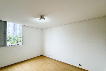 Apartamento para alugar com 108m², 2 quartos e 1 vaga Apartamento para alugar com 108m², 2 quartos e 1 vagaQuarto 2