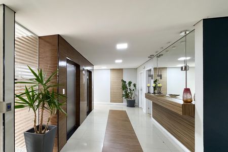 Apartamento para alugar com 108m², 2 quartos e 1 vaga Apartamento para alugar com 108m², 2 quartos e 1 vagaÁrea comum - Hall