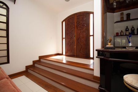Casa à venda com 800m², 5 quartos e 5 vagasHall