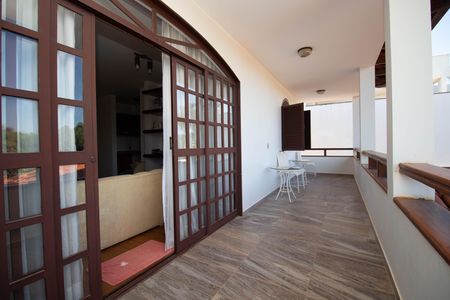 Casa à venda com 800m², 5 quartos e 5 vagasSacada