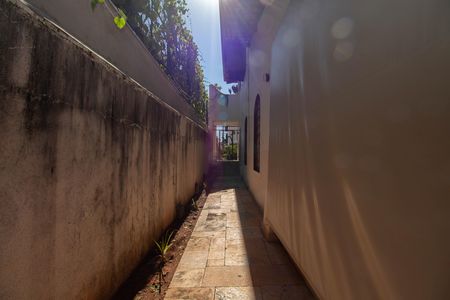 Casa à venda com 800m², 5 quartos e 5 vagasCorredor